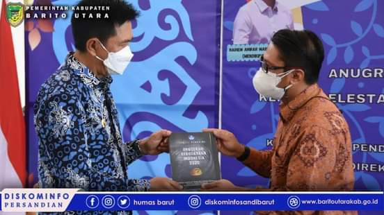 anugrah-kebudayaan-indonesia-kepada-pelestari-kesenian-dongkoi-barito-utara